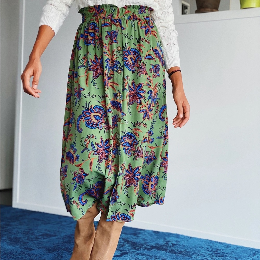 Berthie Isa skirt